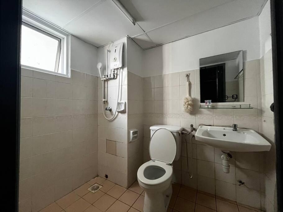 Pangsapuri 3br At Pantai Hillpark Near Malaya Mid Valley *