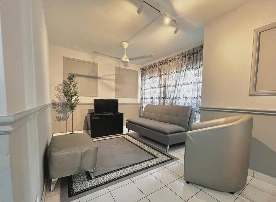 Pangsapuri 3br At Pantai Hillpark Near Malaya Mid Valley Kuala Lumpur